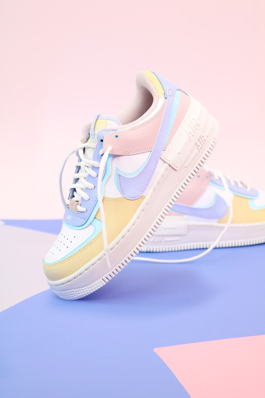 Cloudnova X training shoes